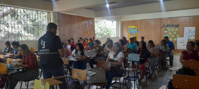 Institución del PDH facilita taller acerca de Ley de Acceso a la Información Pública en San Antonio La Paz