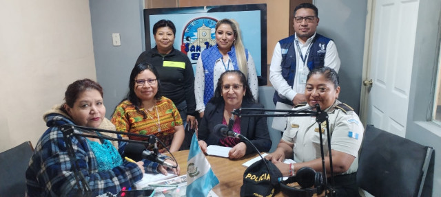 Institución del PDH participa en programa de radio y conferencia de prensa acerca de las funciones de la Red de Derivación en San Juan Sacatepéquez